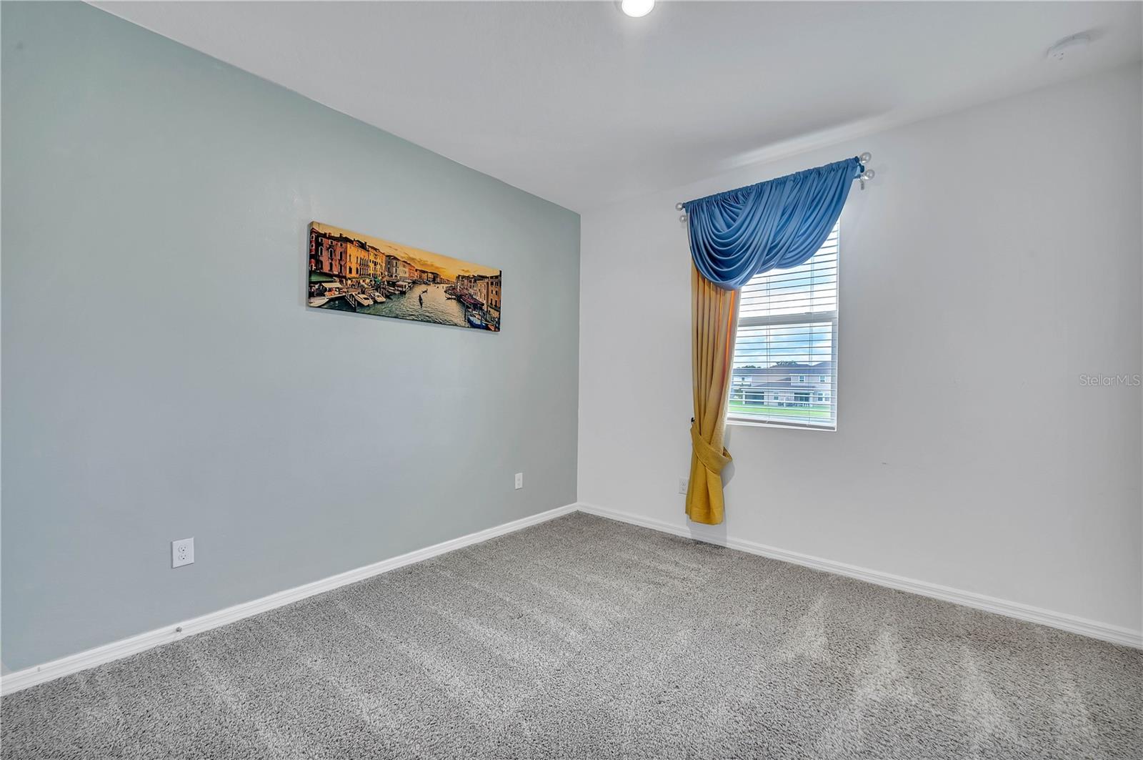 Image 21 of 31 For 11532 Woodleaf Drive