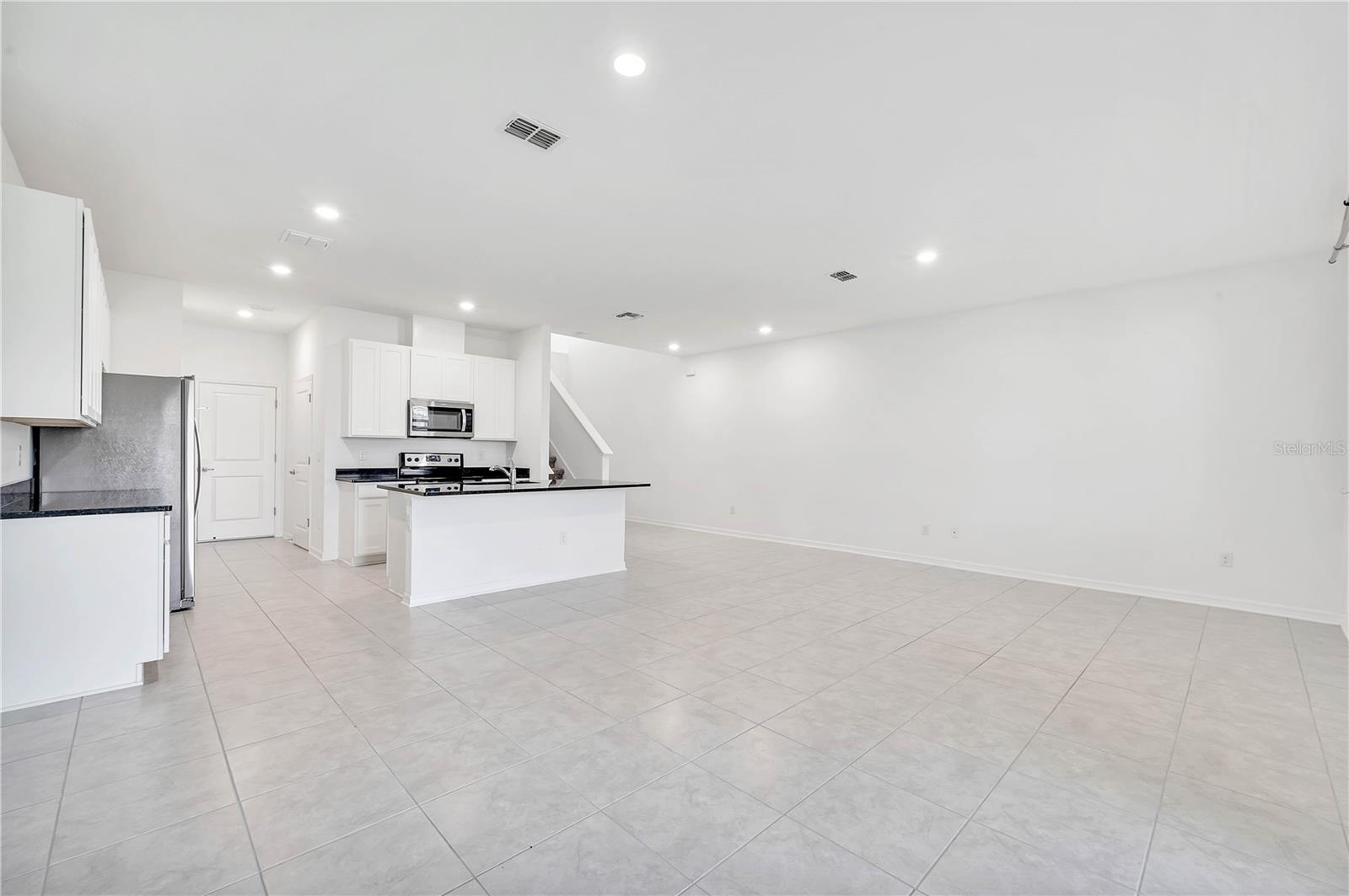 Image 6 of 31 For 11532 Woodleaf Drive