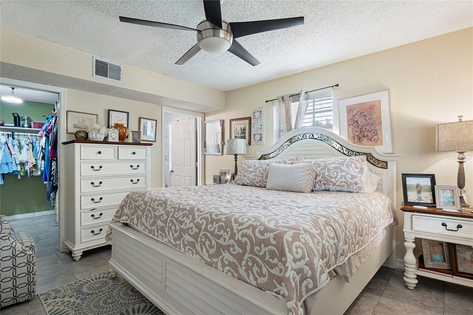 Image 3 of 34 For 7067 Jarvis Road