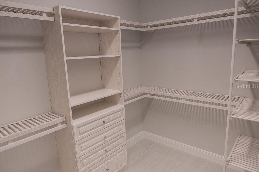 Image 19 of 54 For 8100 Slipway Drive