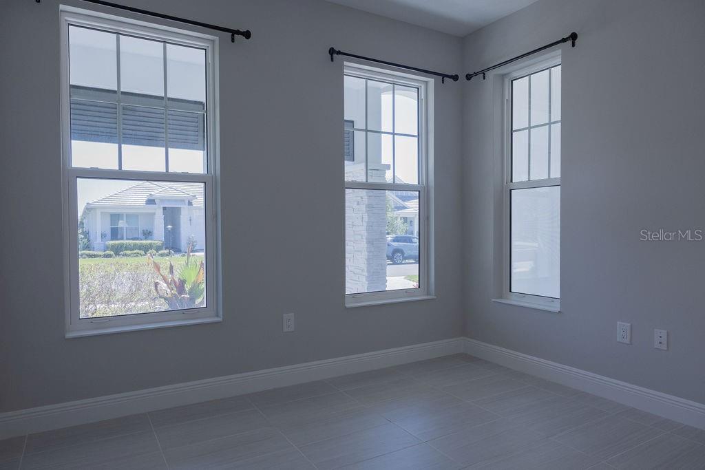 Image 21 of 54 For 8100 Slipway Drive