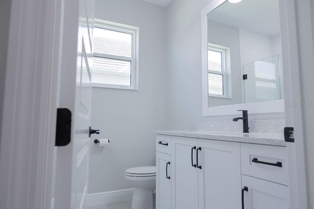 Image 24 of 54 For 8100 Slipway Drive