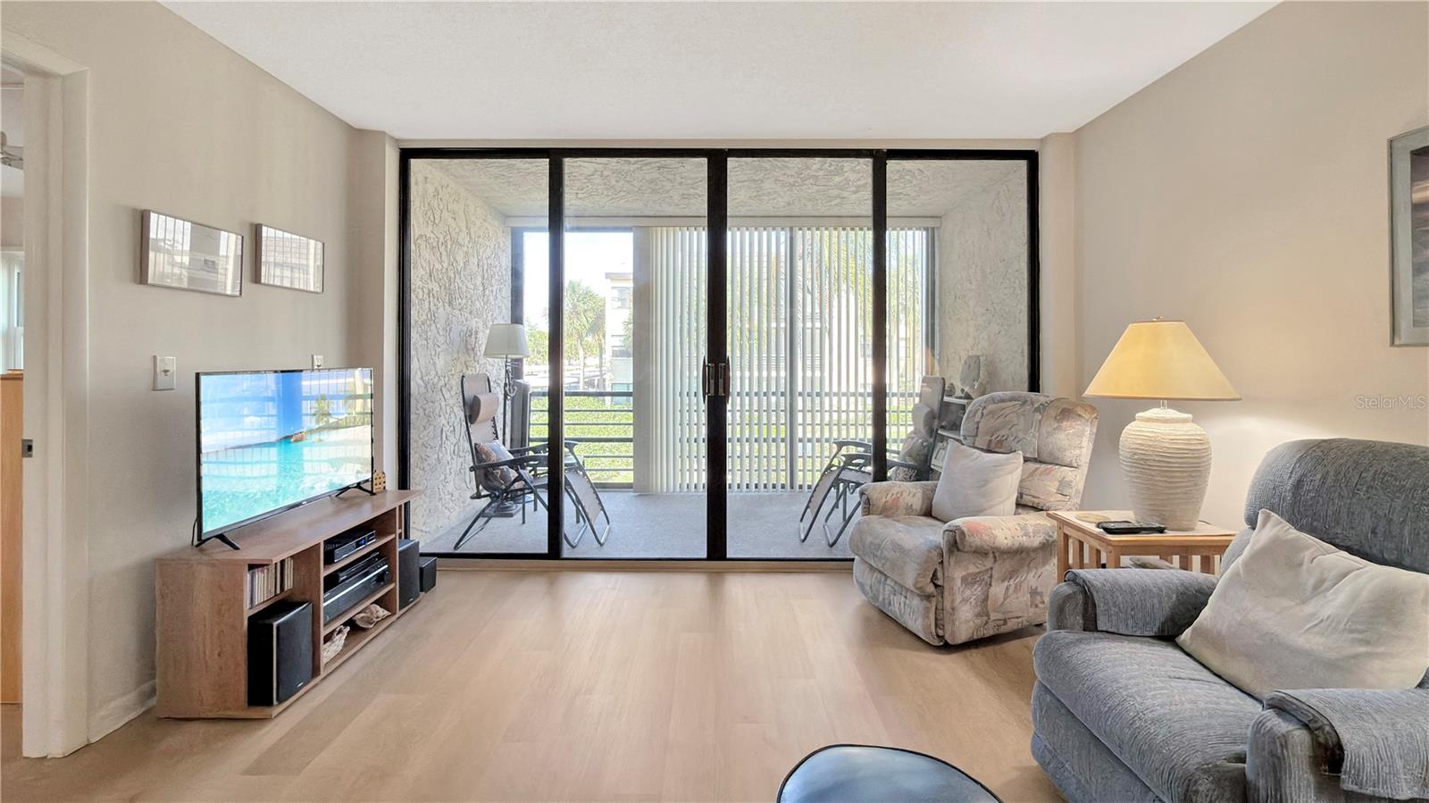 Image 11 of 36 For 14255 Rosemary Lane 8216