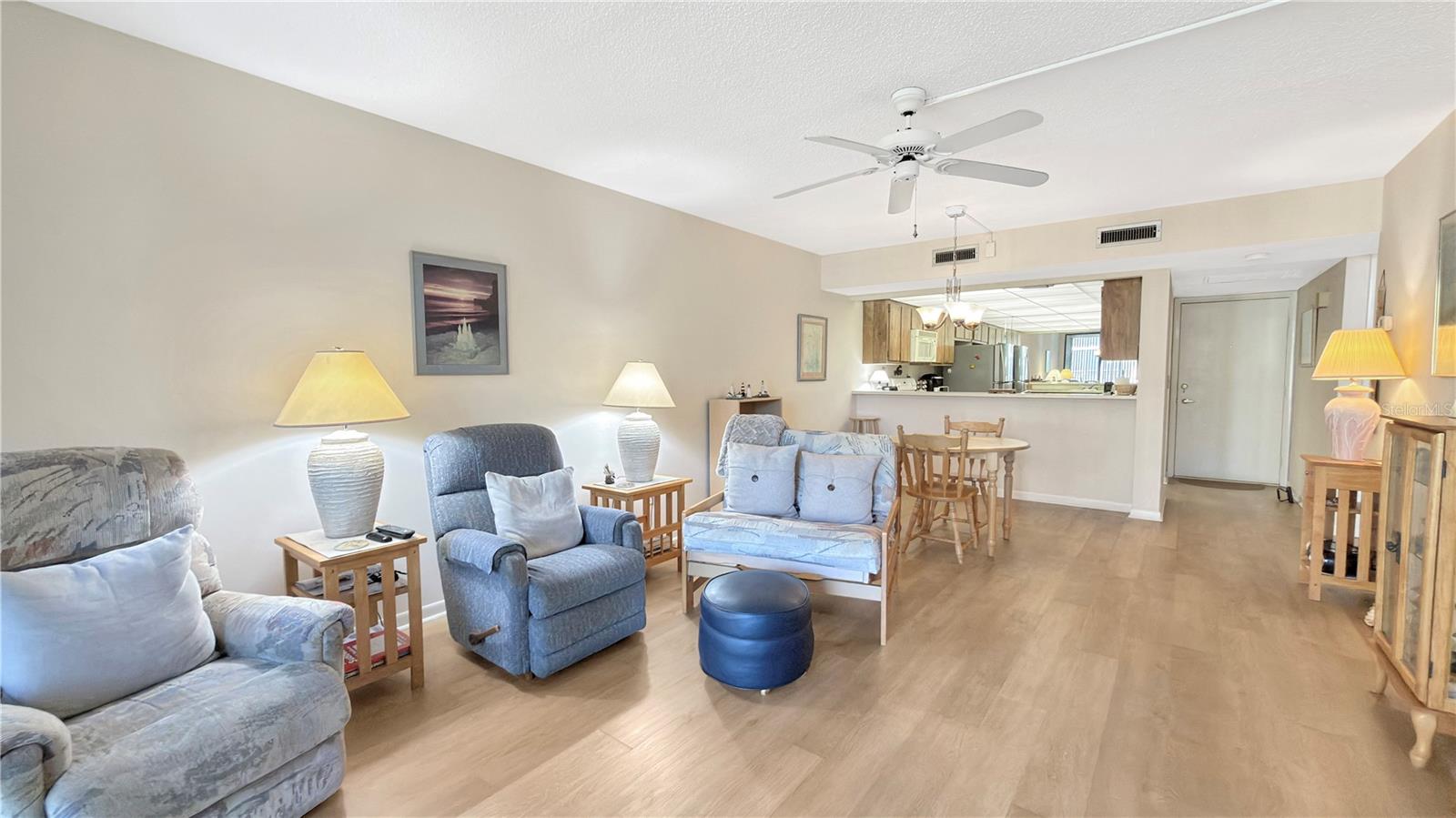 Image 13 of 36 For 14255 Rosemary Lane 8216