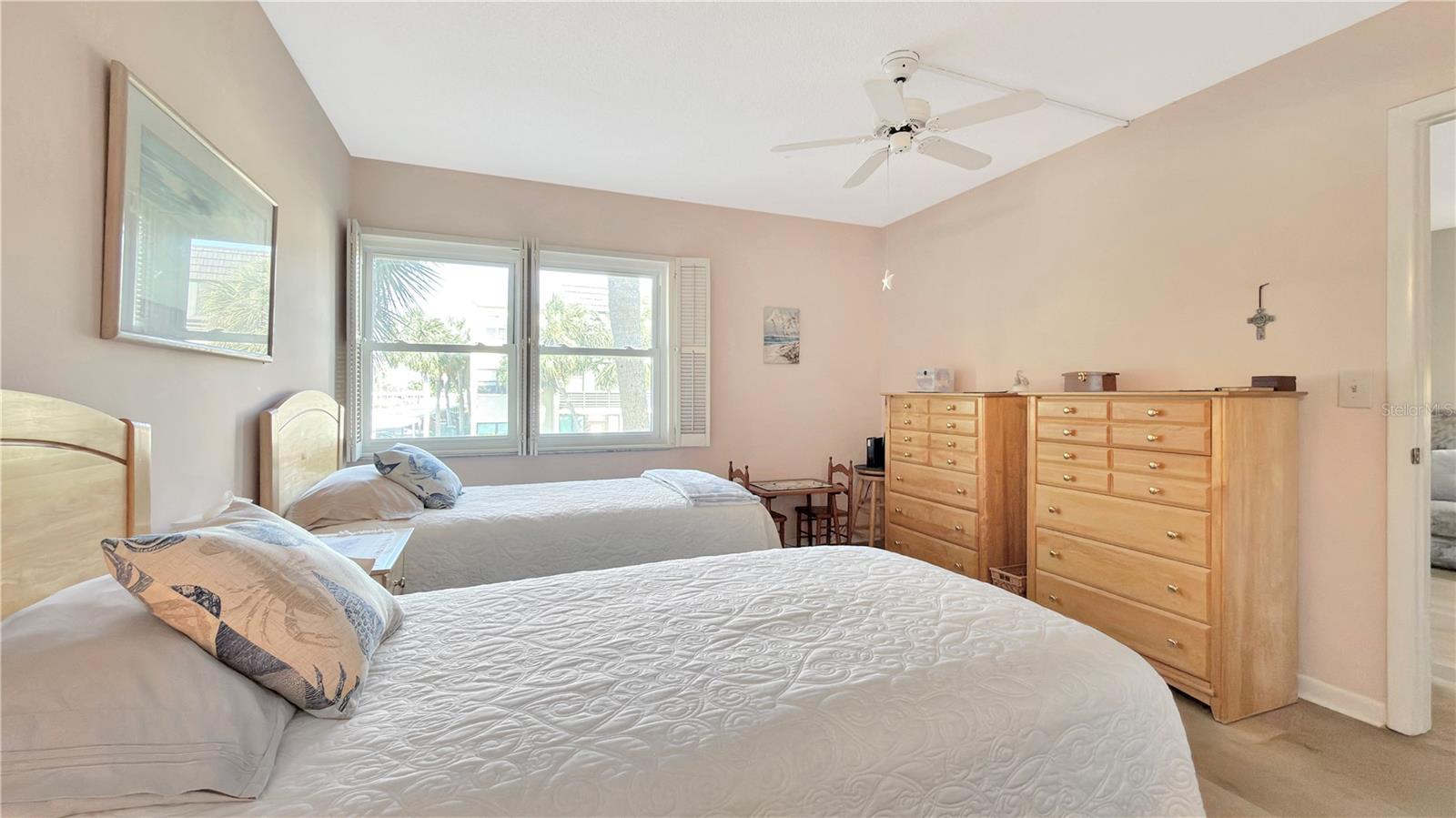 Image 17 of 36 For 14255 Rosemary Lane 8216