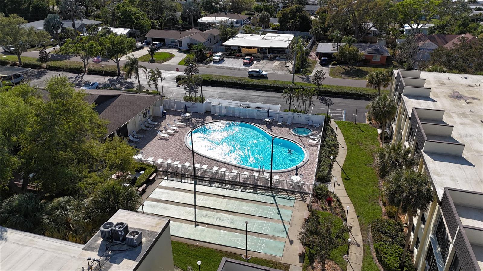 Image 32 of 36 For 14255 Rosemary Lane 8216