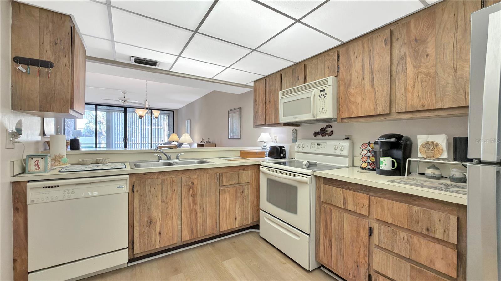 Image 6 of 36 For 14255 Rosemary Lane 8216