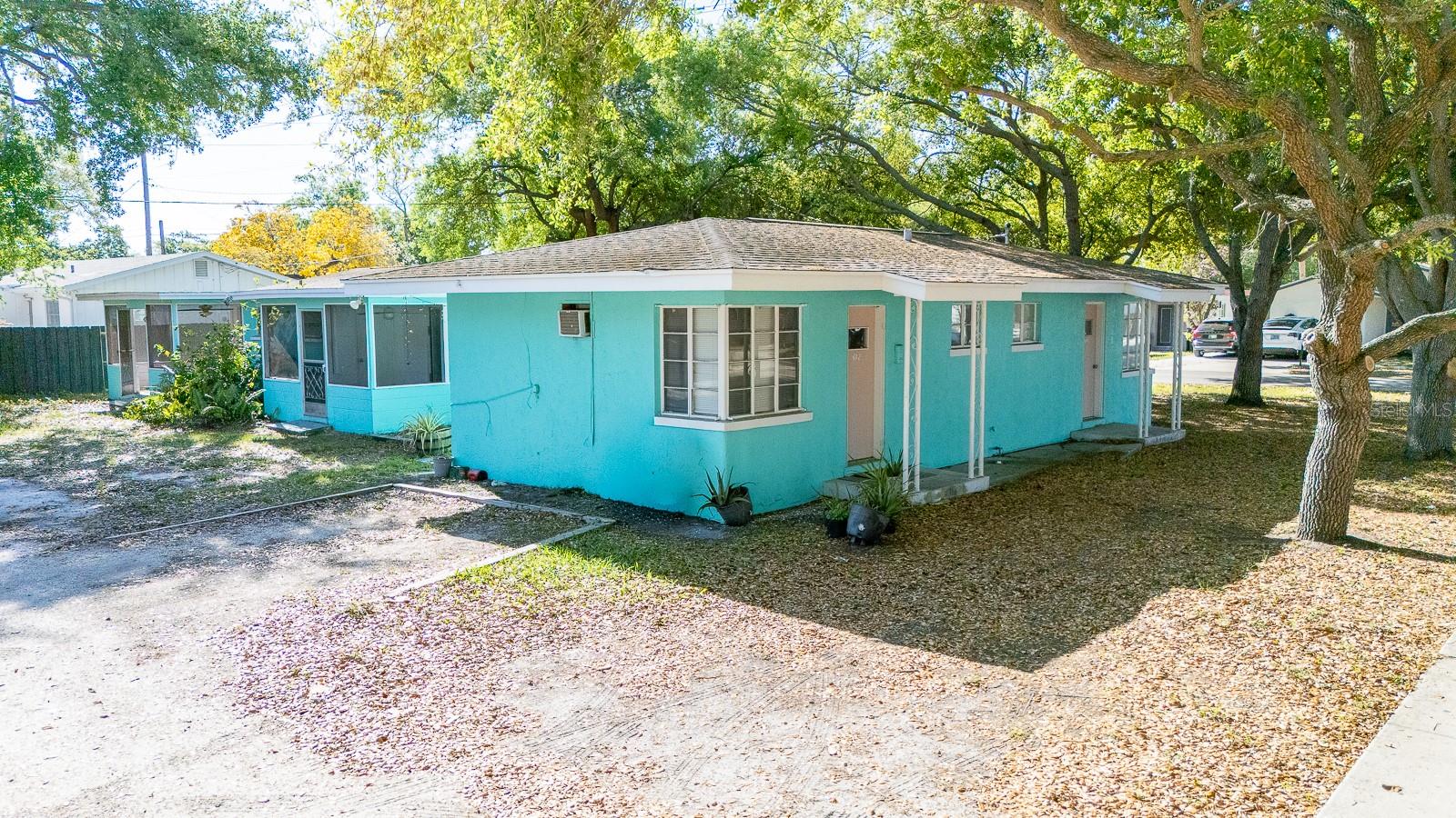 Image 14 of 59 For 610 East Avenue