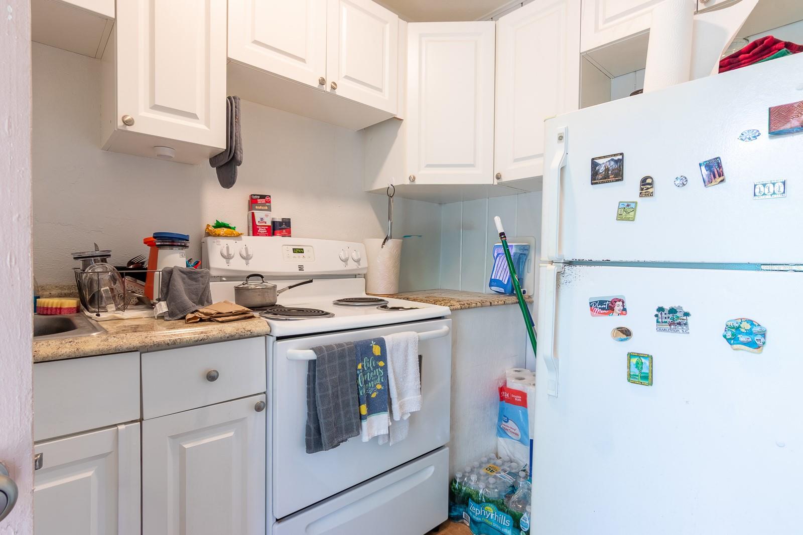 Image 15 of 59 For 610 East Avenue