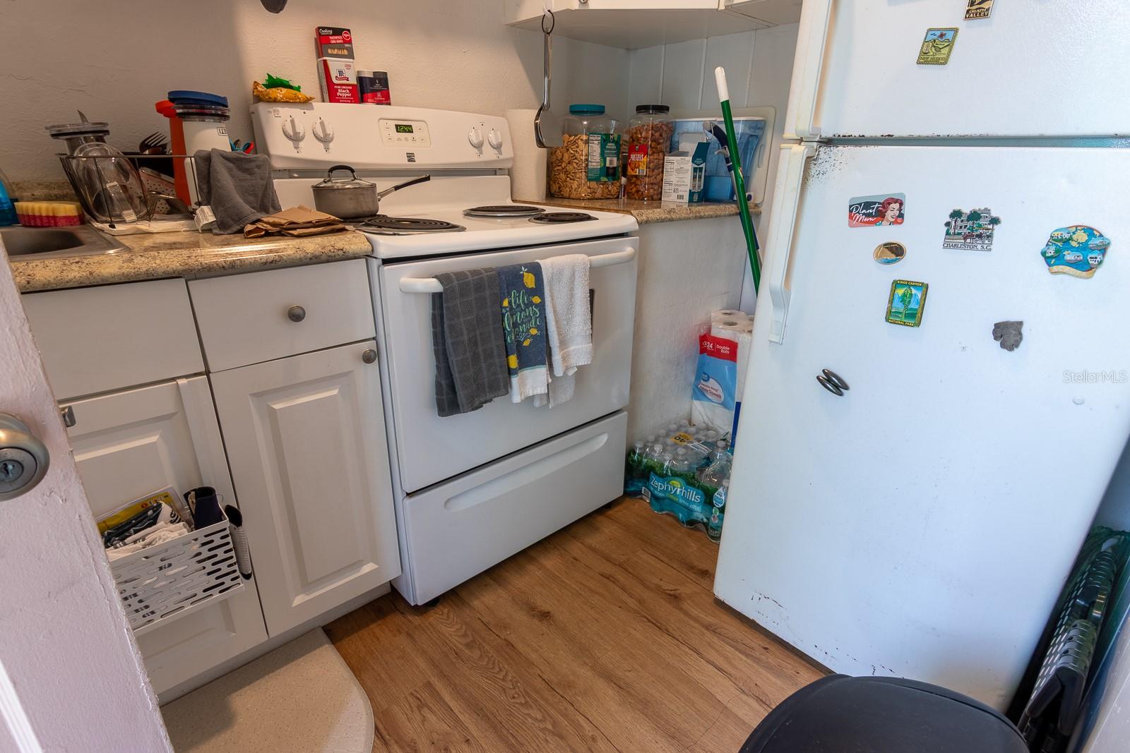 Image 16 of 59 For 610 East Avenue