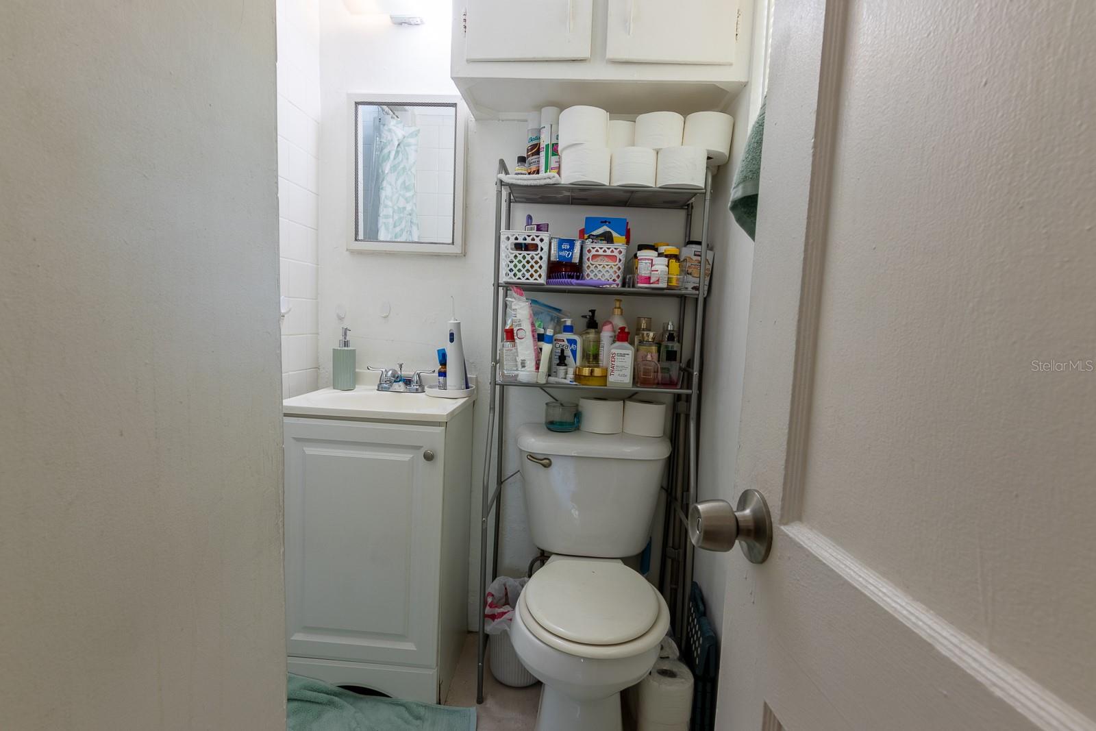 Image 20 of 59 For 610 East Avenue