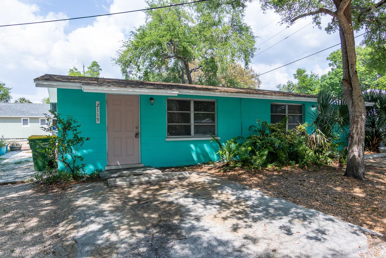 Image 24 of 59 For 610 East Avenue