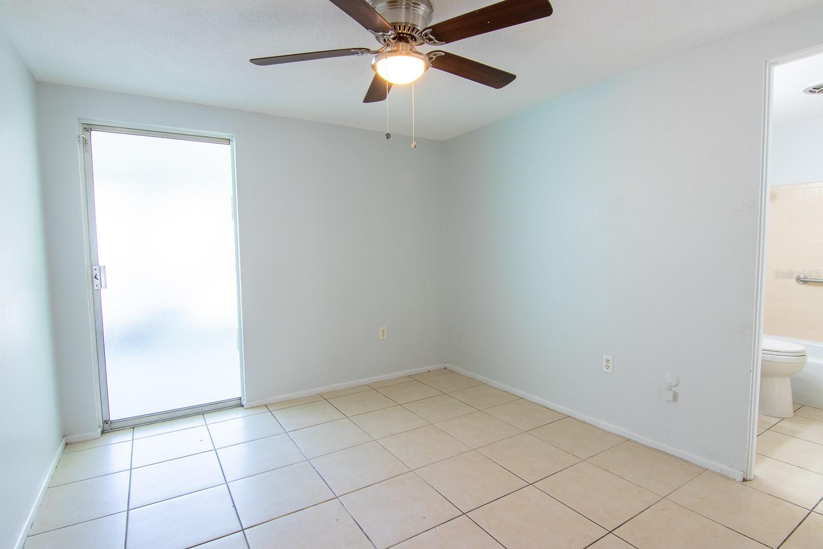 Image 30 of 59 For 610 East Avenue