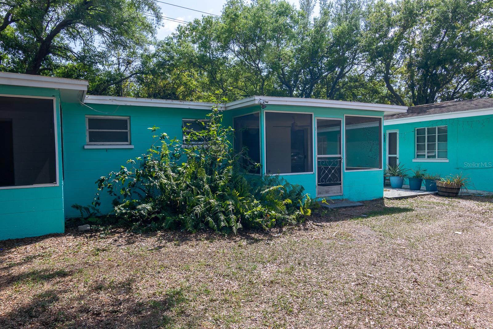 Image 36 of 59 For 610 East Avenue