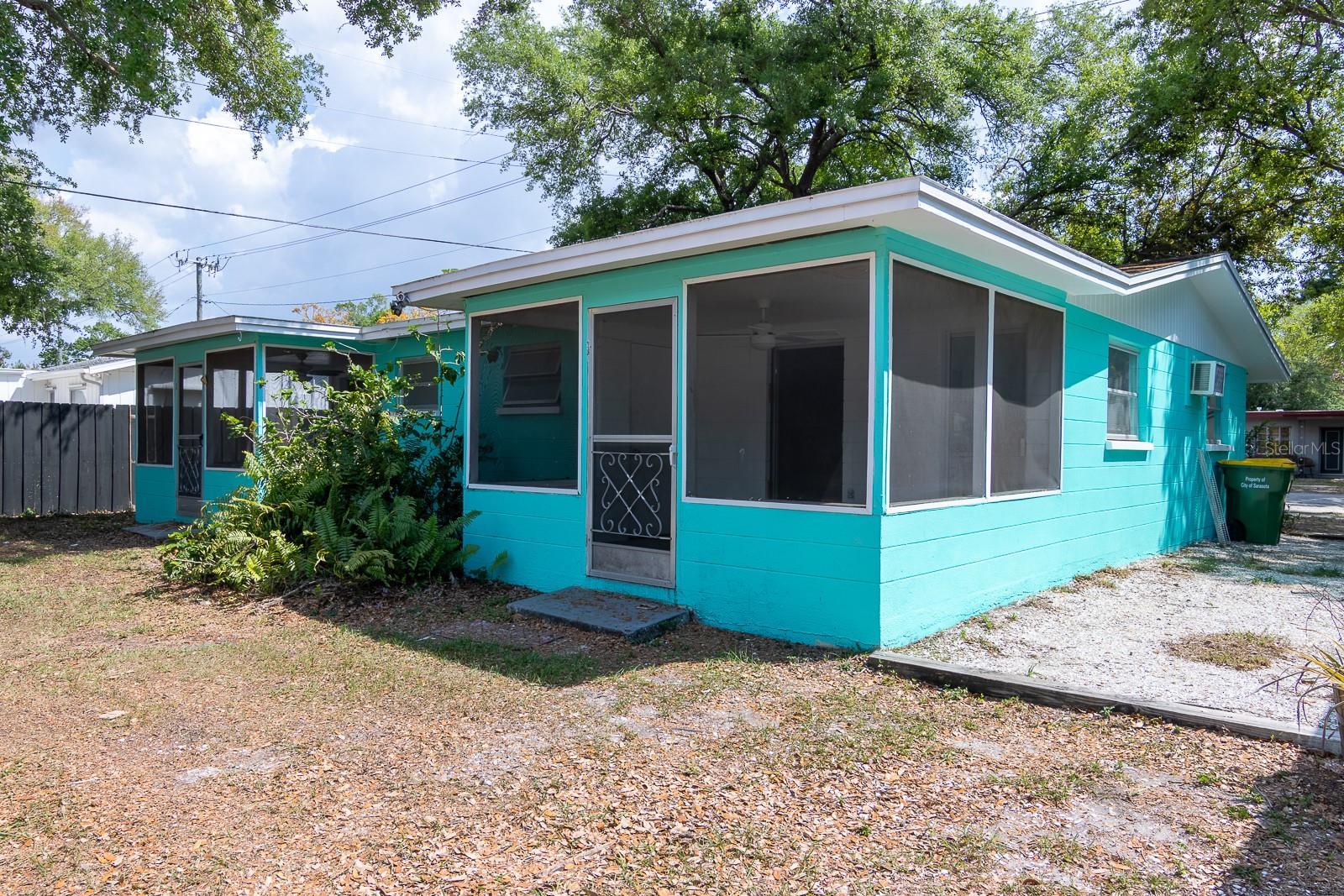 Image 37 of 59 For 610 East Avenue