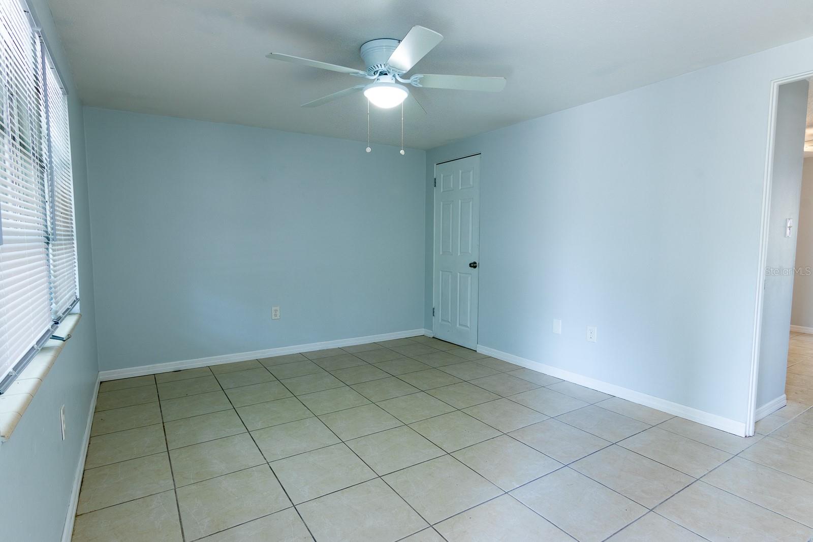 Image 39 of 59 For 610 East Avenue