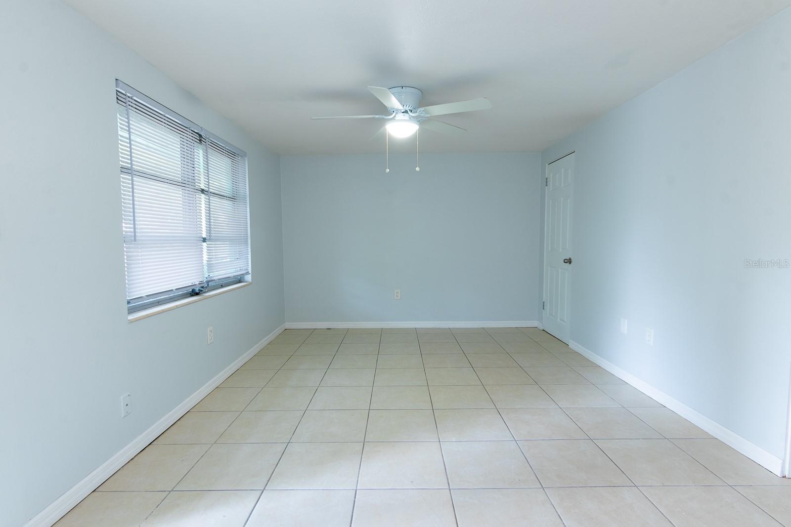 Image 40 of 59 For 610 East Avenue