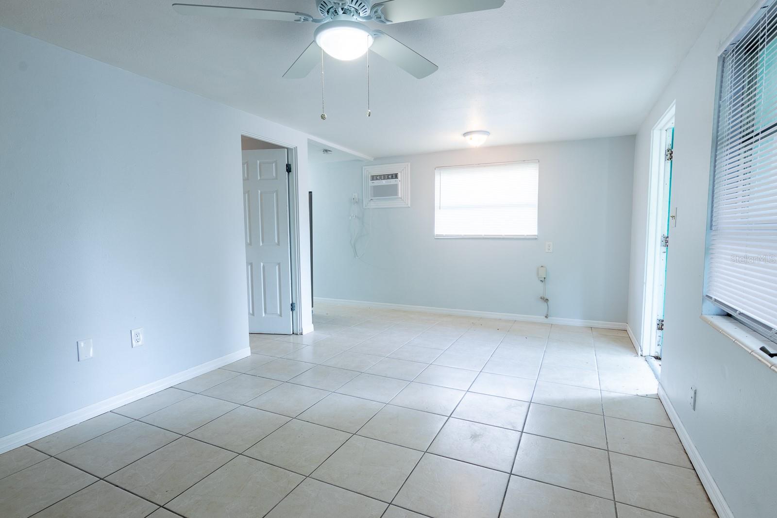 Image 42 of 59 For 610 East Avenue