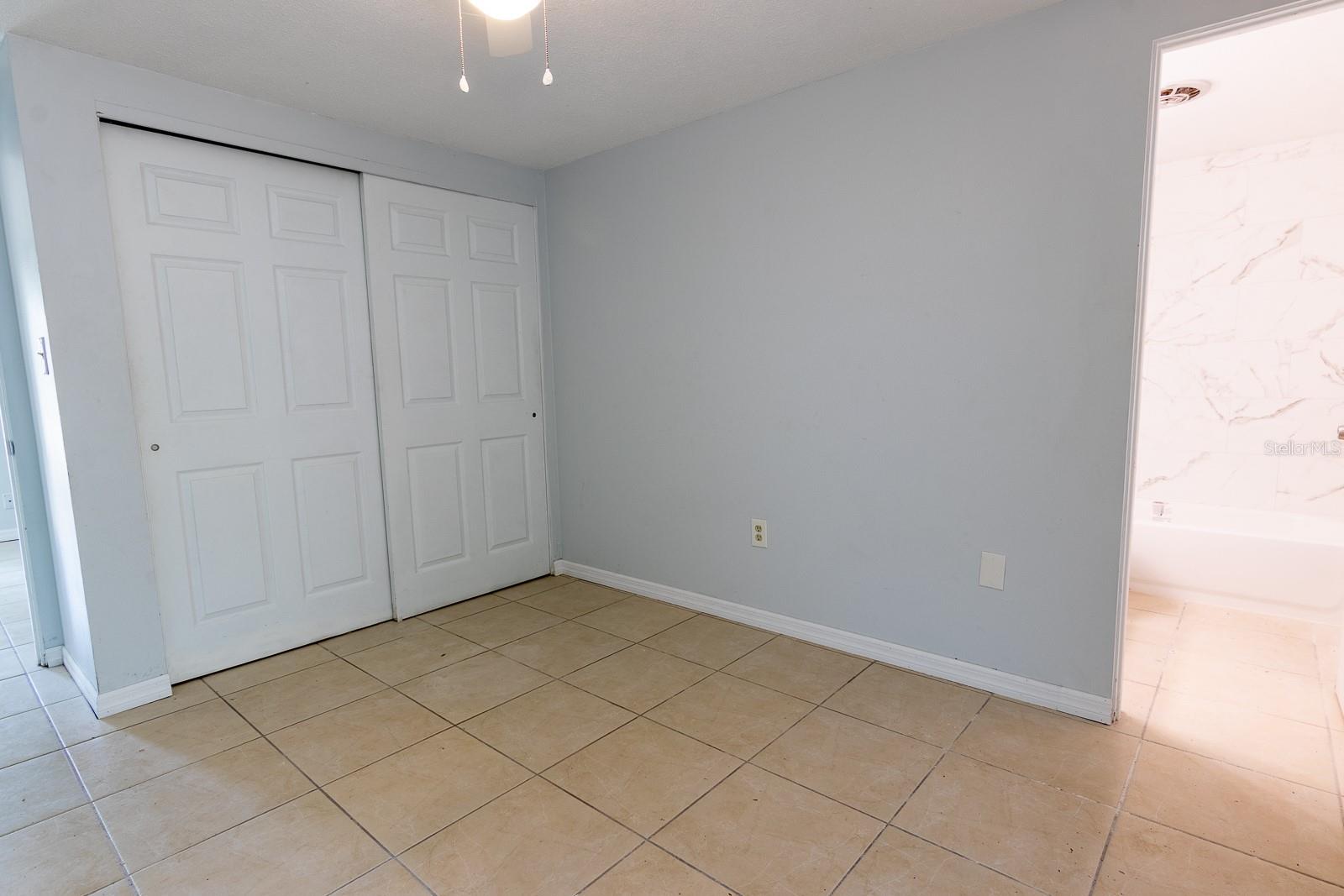 Image 47 of 59 For 610 East Avenue