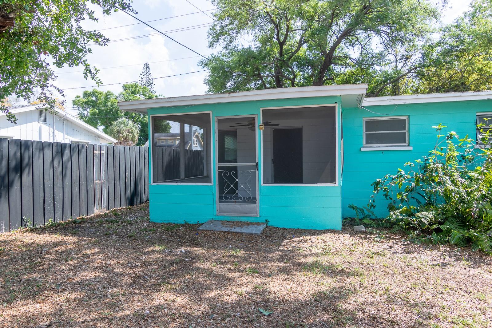 Image 52 of 59 For 610 East Avenue