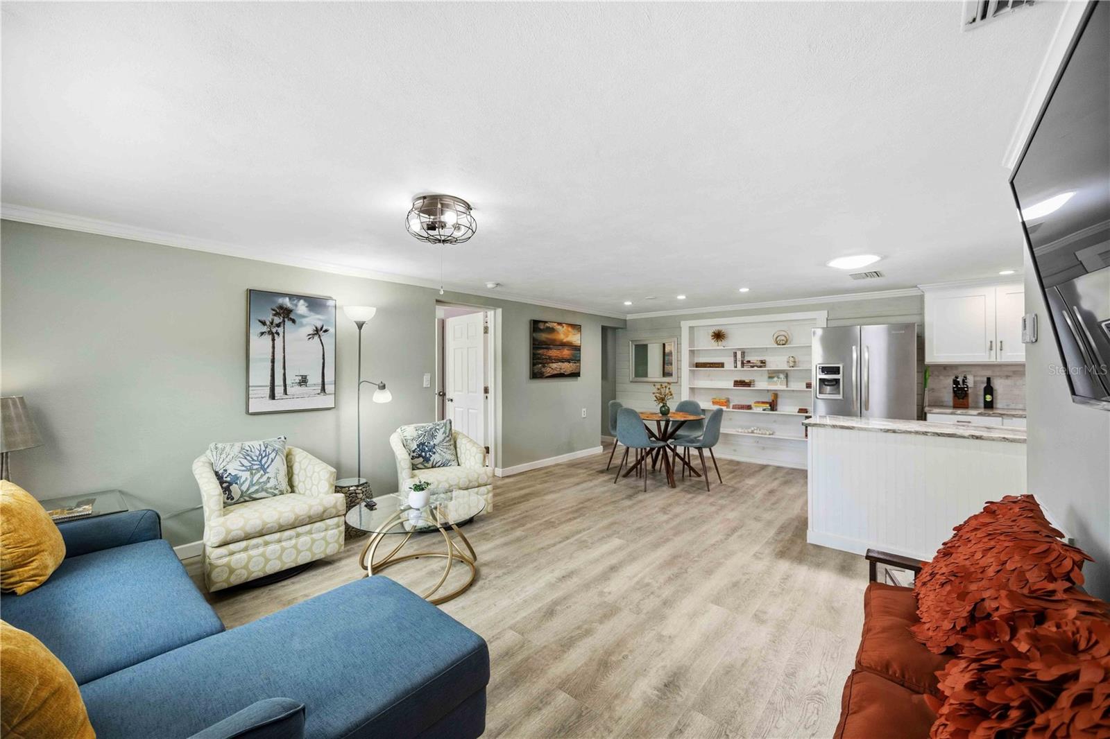 Image 12 of 55 For 370 Fray Street