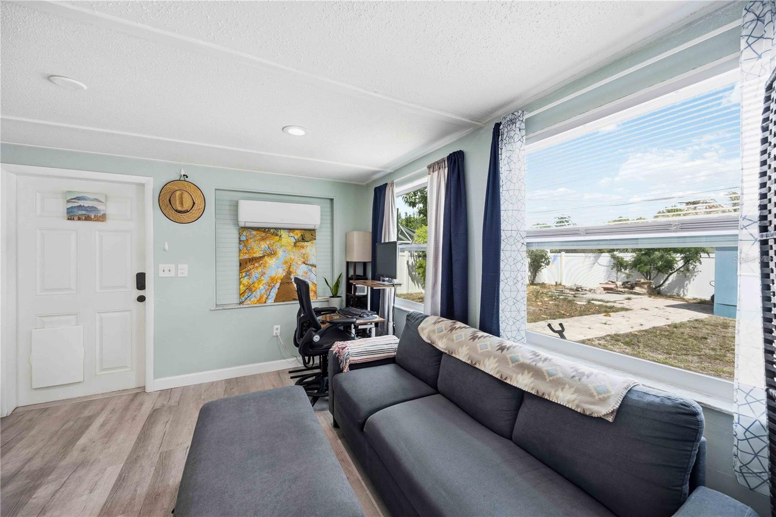 Image 40 of 55 For 370 Fray Street