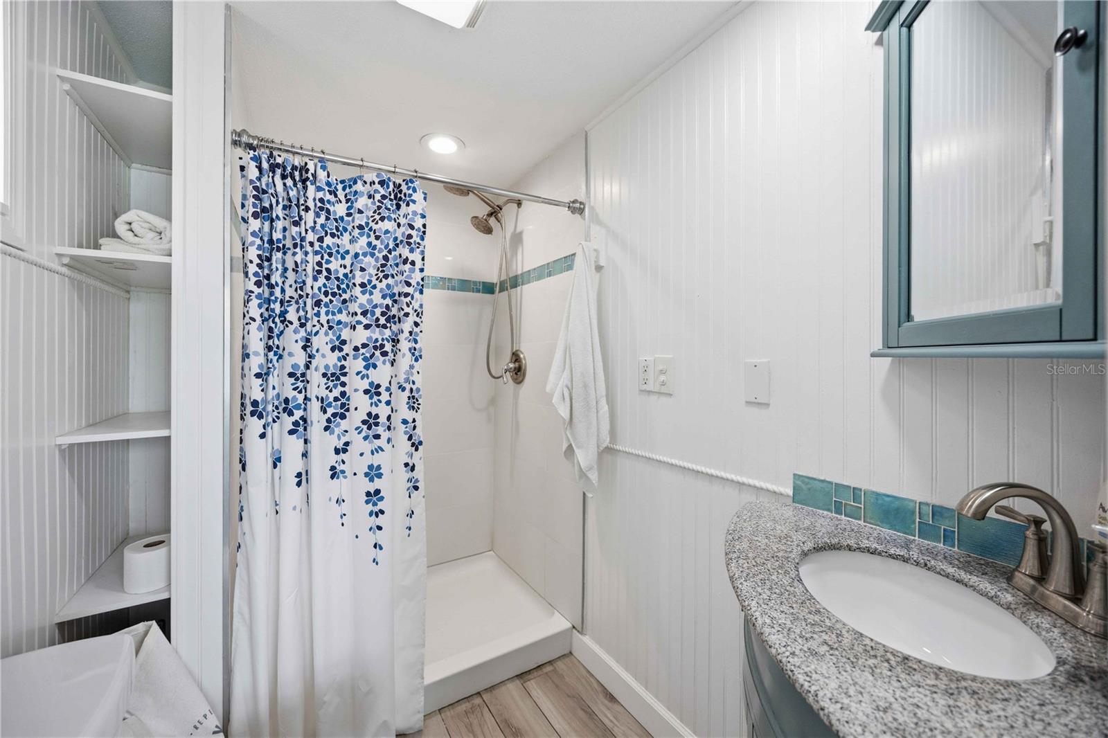 Image 47 of 55 For 370 Fray Street