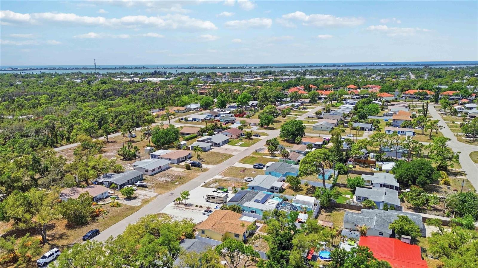 Image 54 of 55 For 370 Fray Street