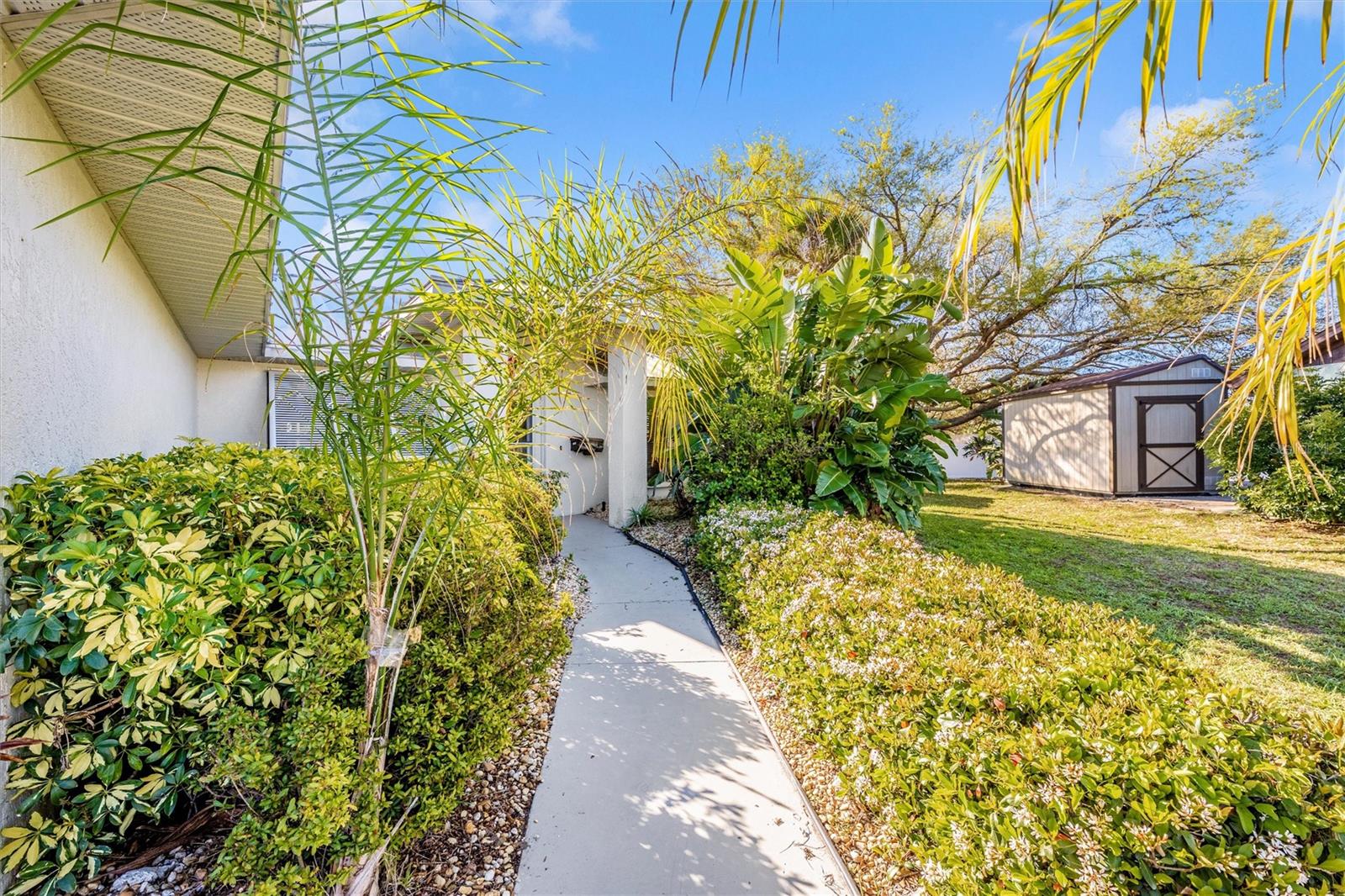 Image 3 of 55 For 125 Englewood Garden Court