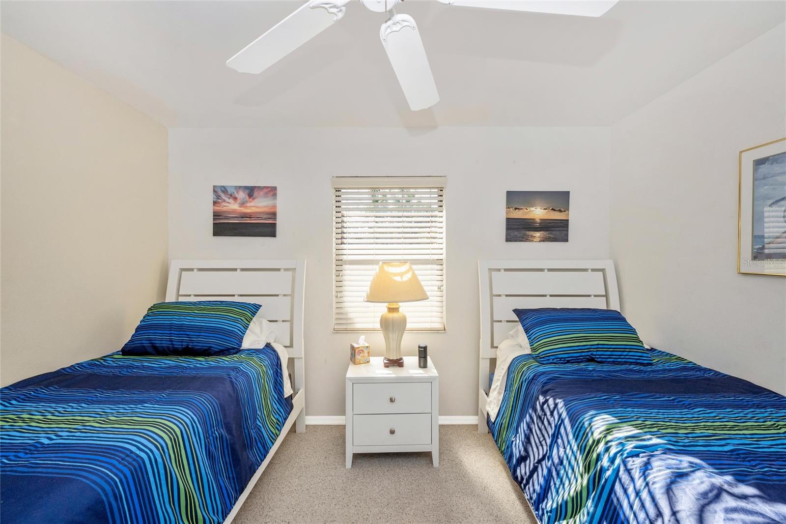 Image 35 of 55 For 125 Englewood Garden Court