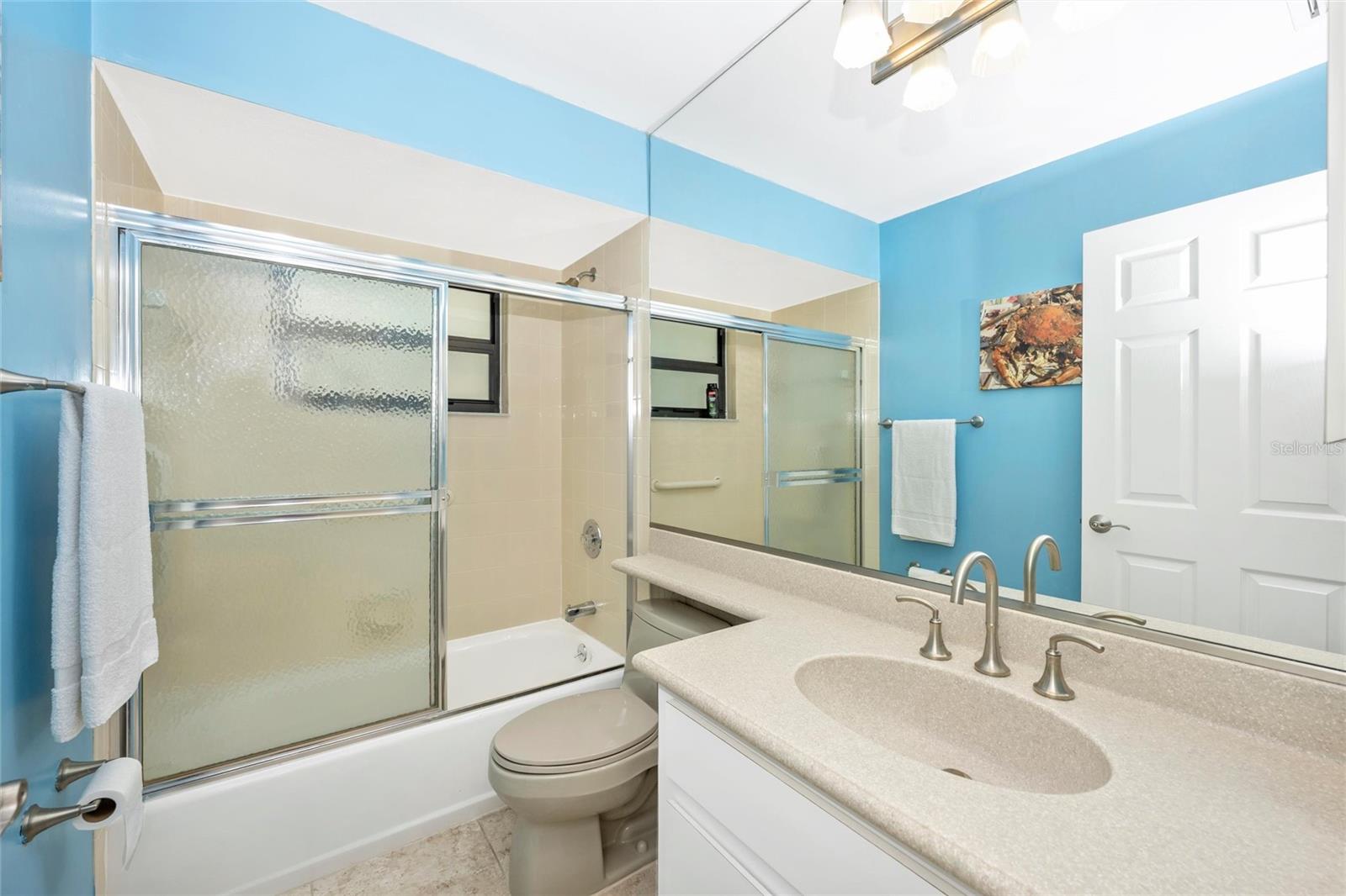 Image 36 of 55 For 125 Englewood Garden Court