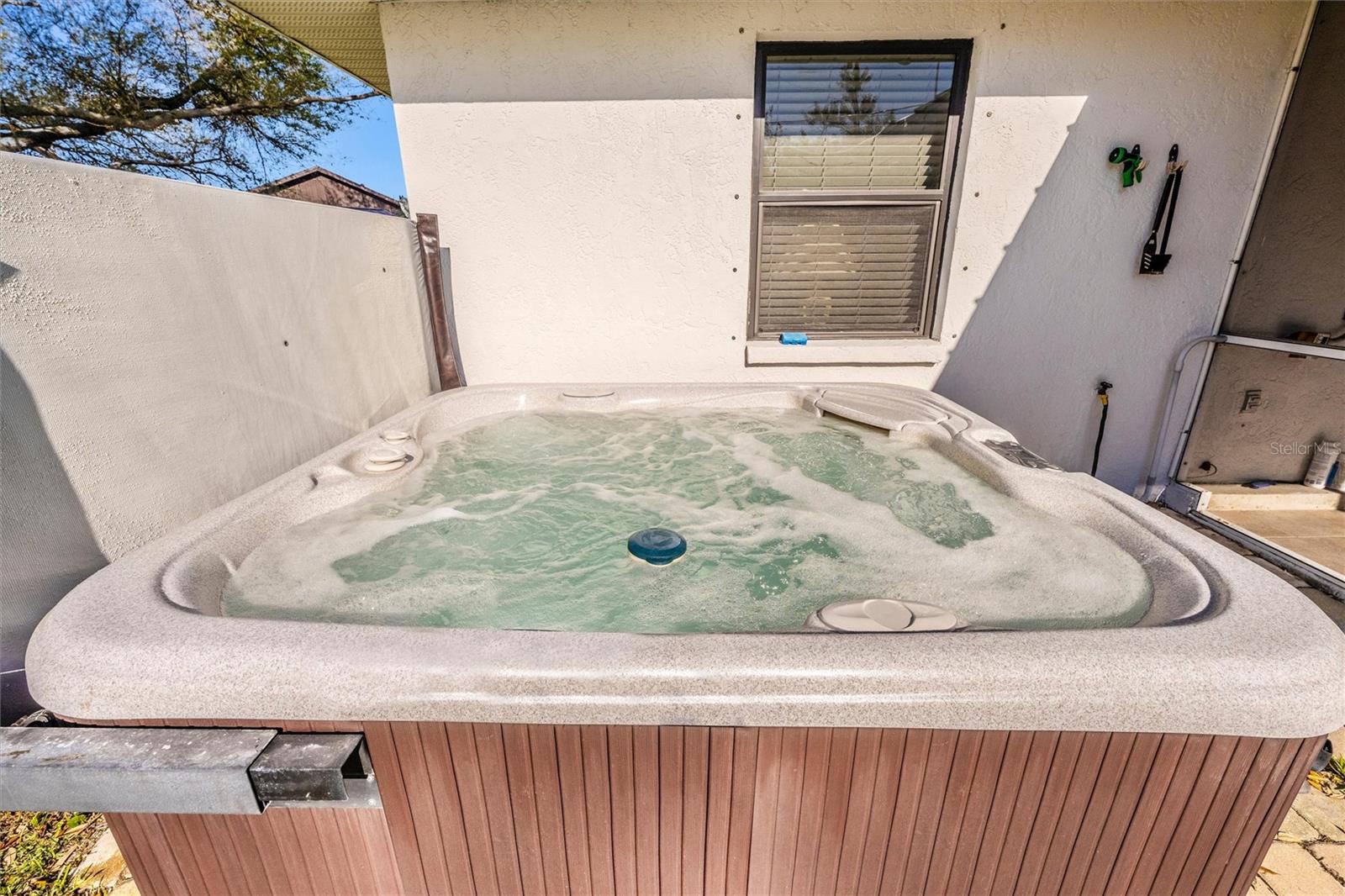 Image 40 of 55 For 125 Englewood Garden Court