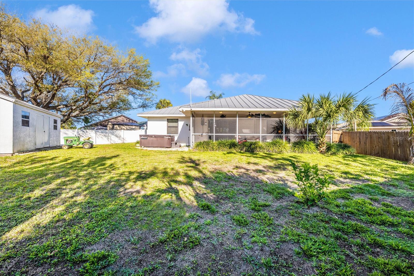 Image 46 of 55 For 125 Englewood Garden Court