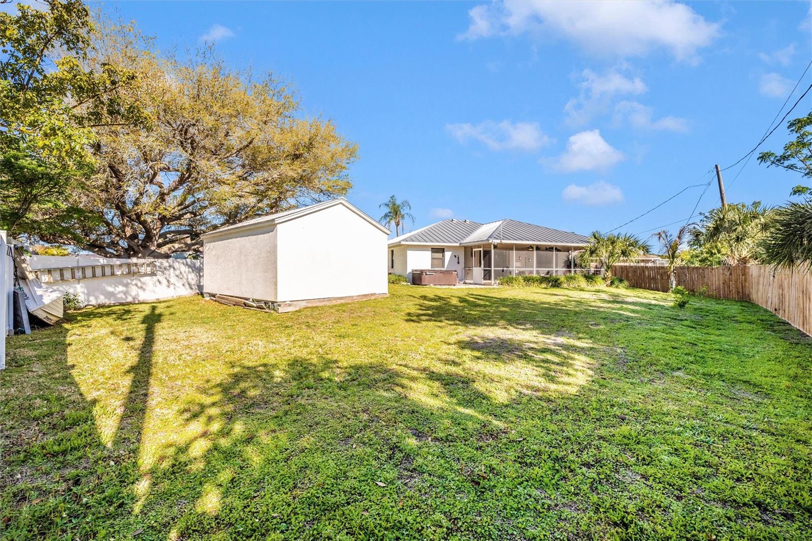 Image 48 of 55 For 125 Englewood Garden Court