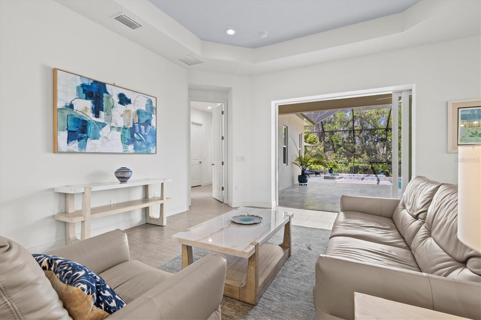 Image 5 of 58 For 3612 Ocean Blue Cove