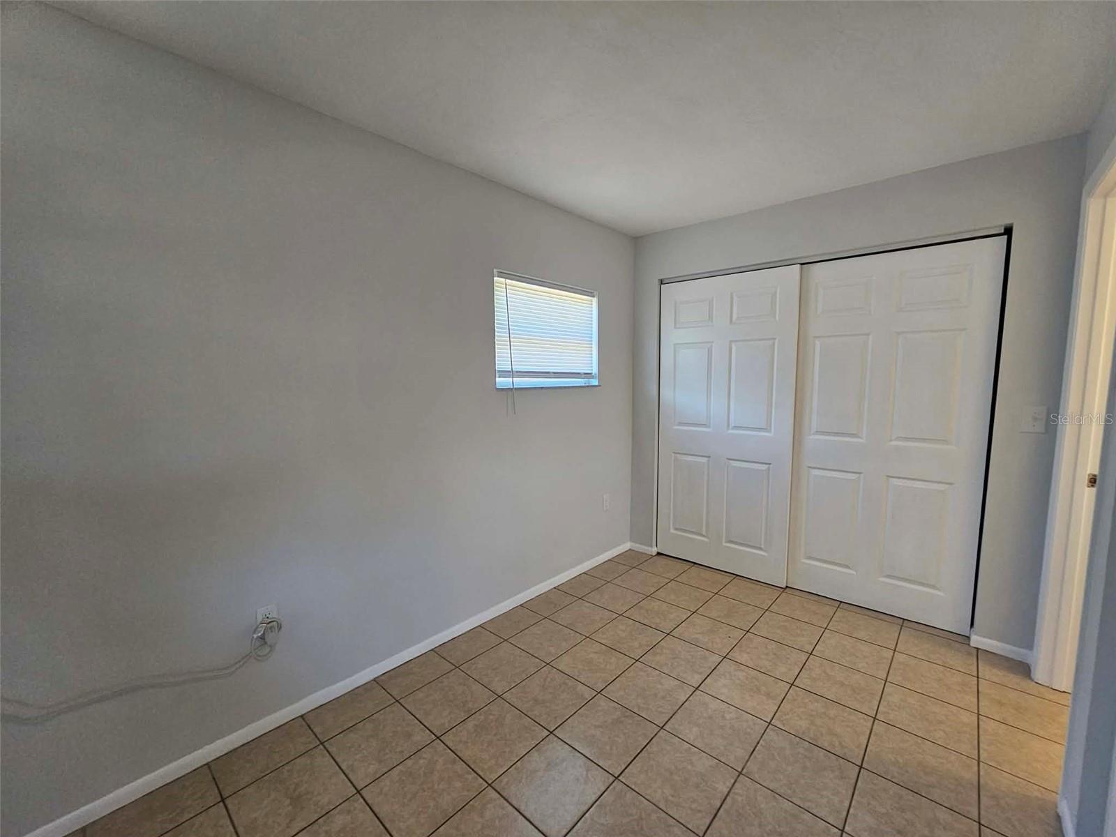 Image 8 of 10 For 2403 21st Avenue W