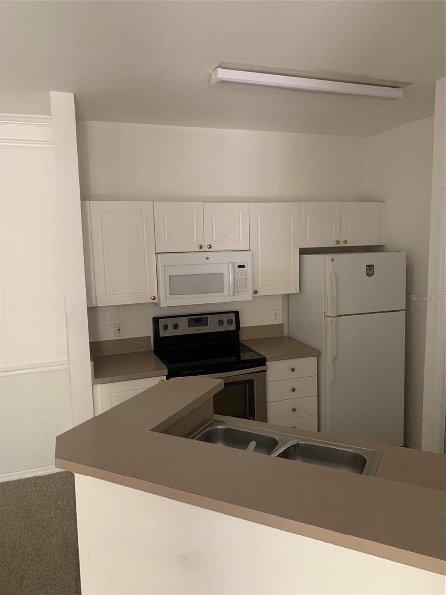 Image 10 of 11 For 5122 Northridge Road 102