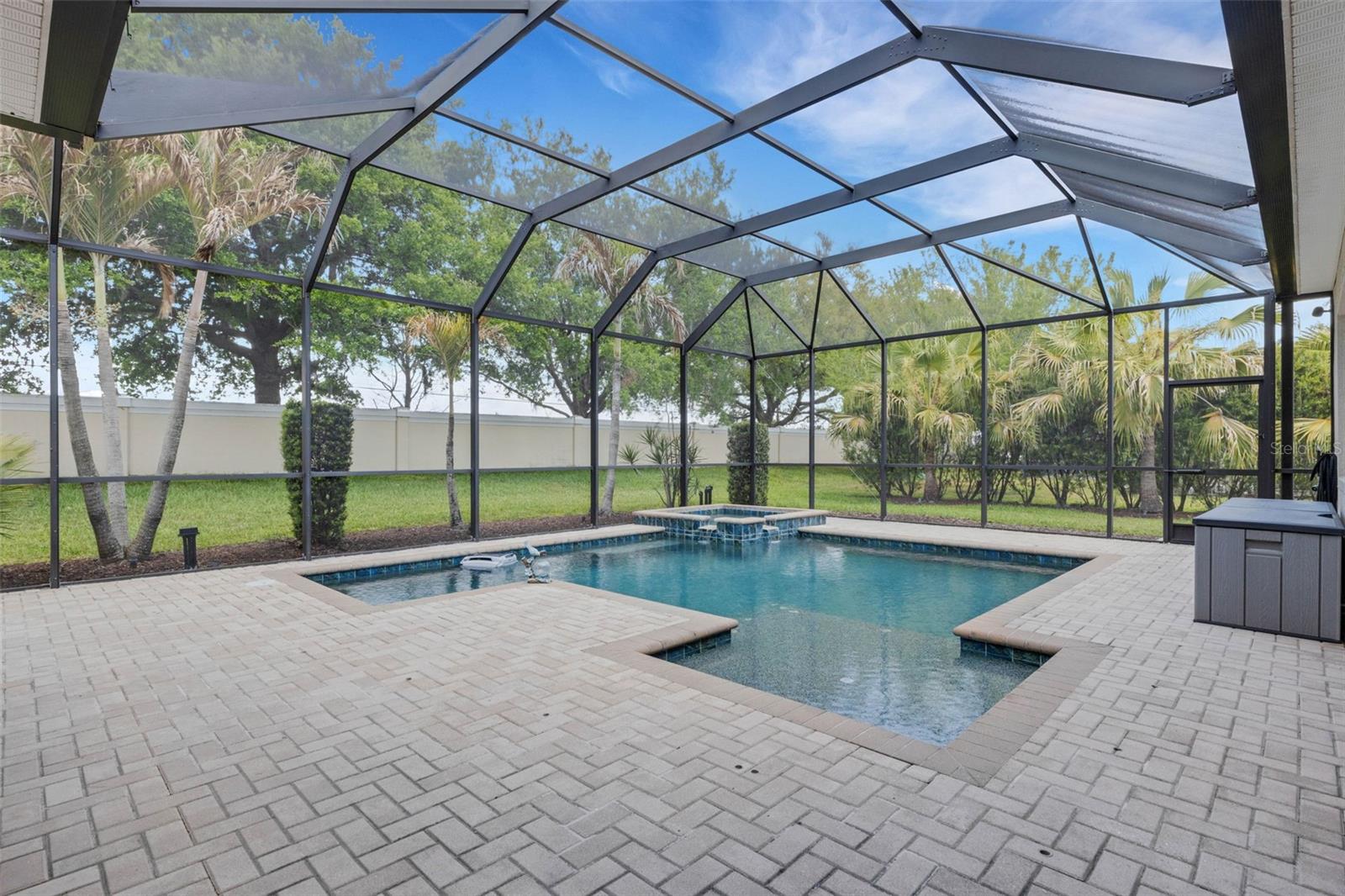 Image 37 of 70 For 380 165th Court Ne