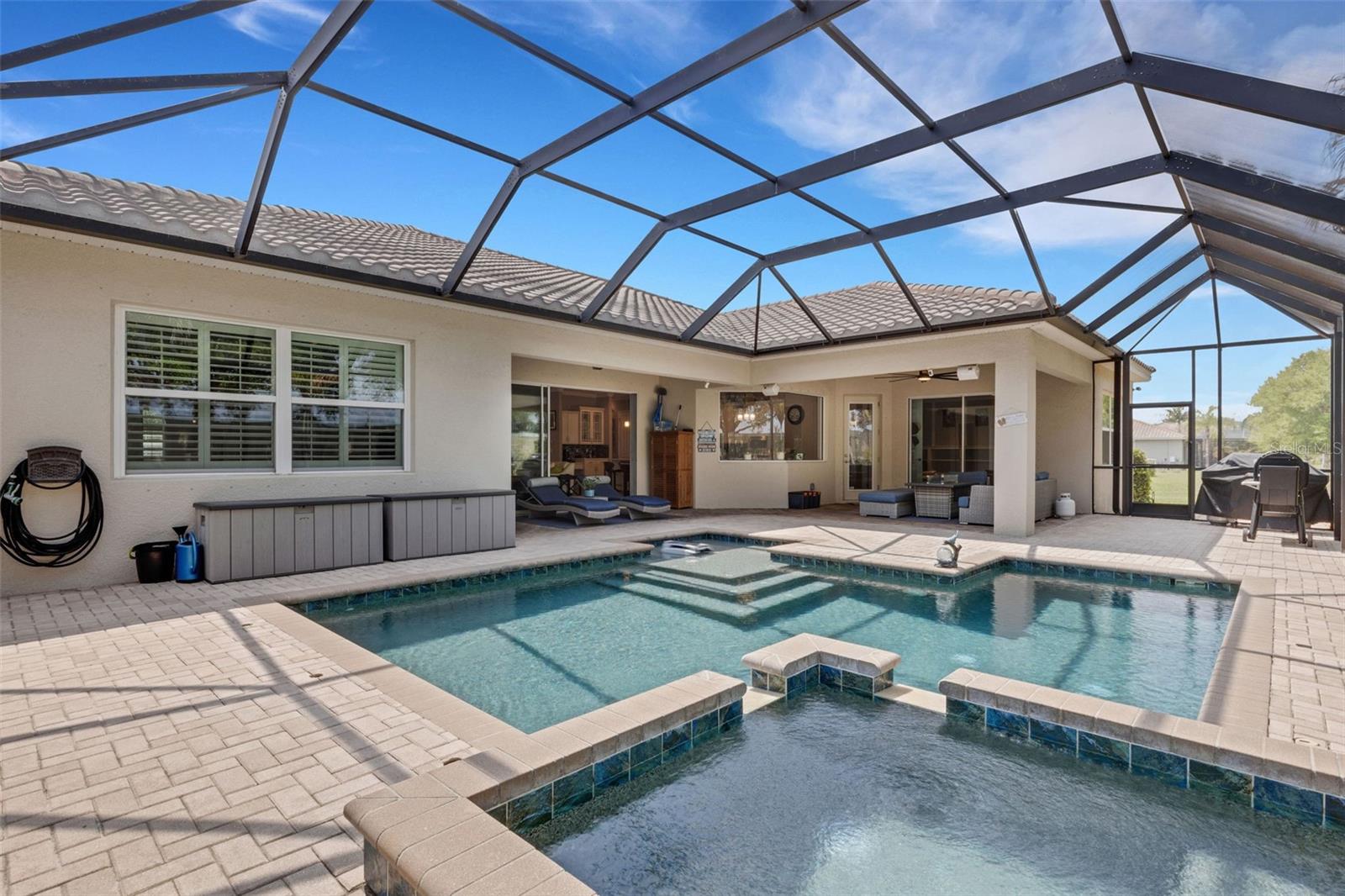 Image 43 of 70 For 380 165th Court Ne