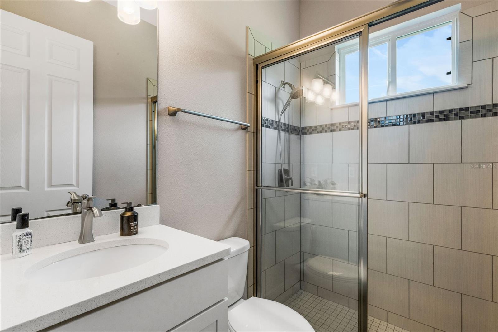 Image 46 of 70 For 380 165th Court Ne