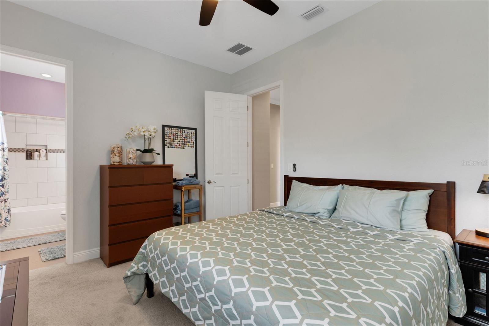 Image 49 of 70 For 380 165th Court Ne