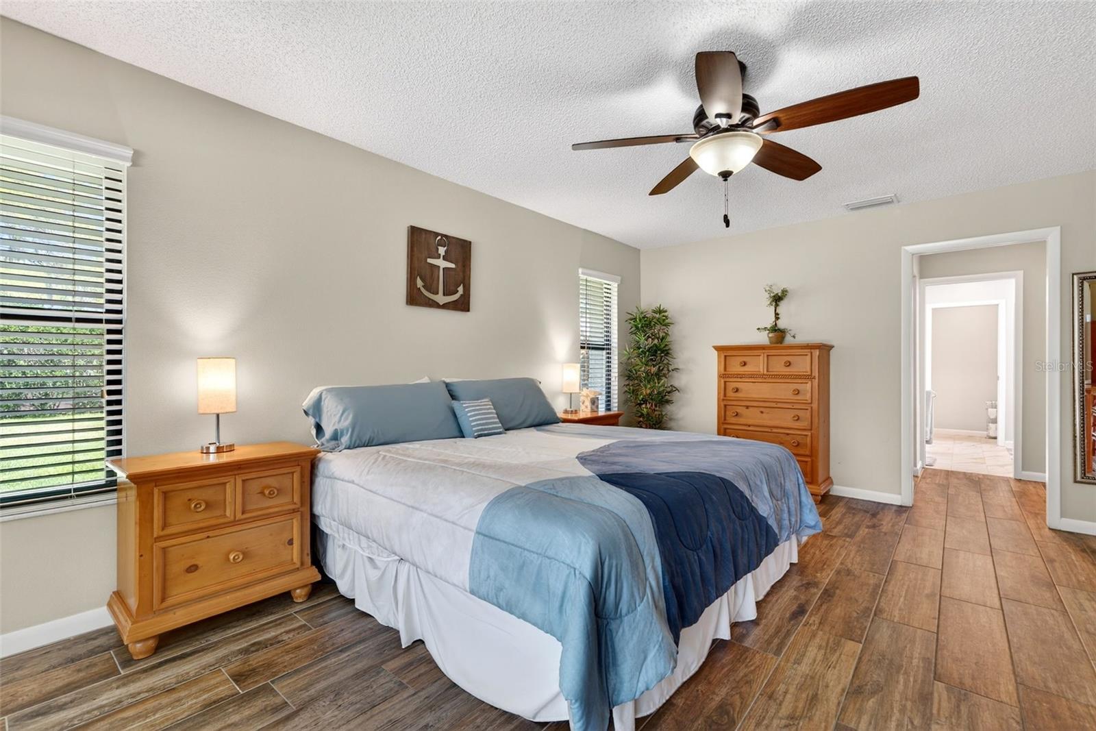 Image 27 of 75 For 4964 Candlebush Circle