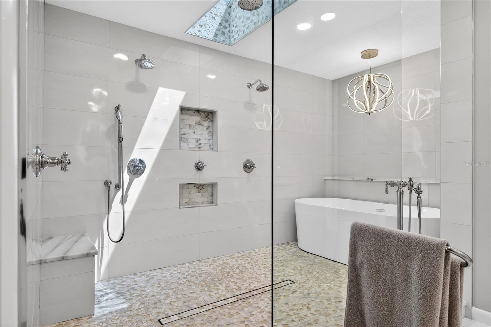 Image 30 of 75 For 4964 Candlebush Circle