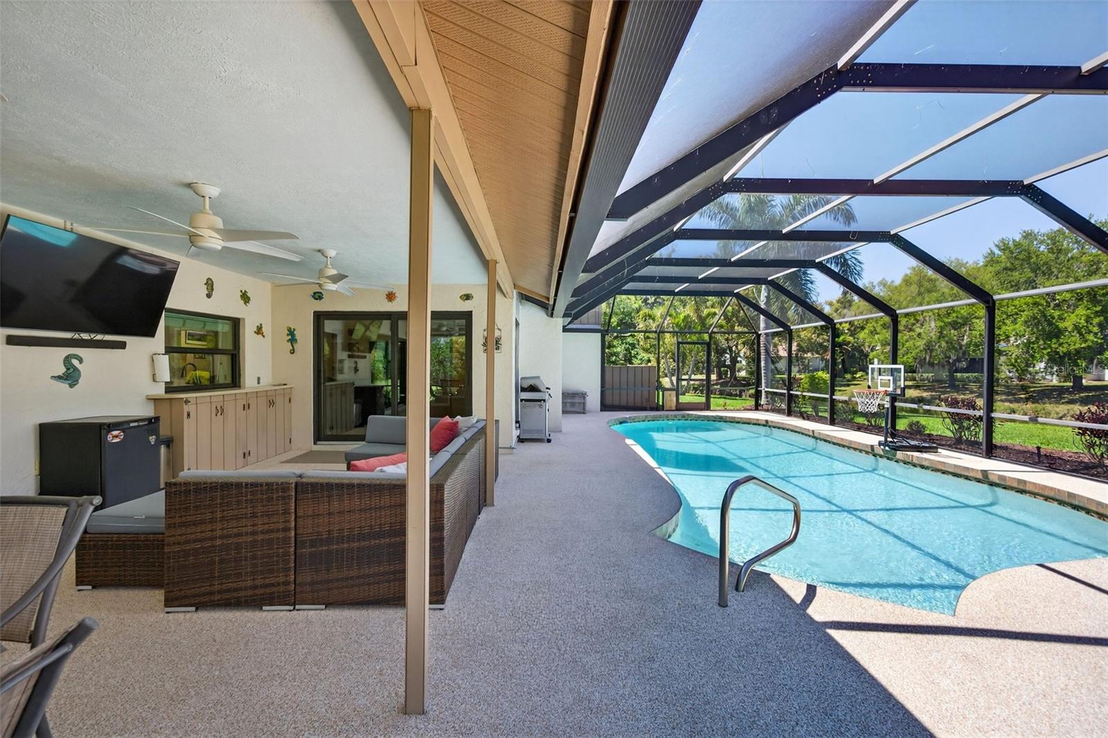 Image 52 of 75 For 4964 Candlebush Circle