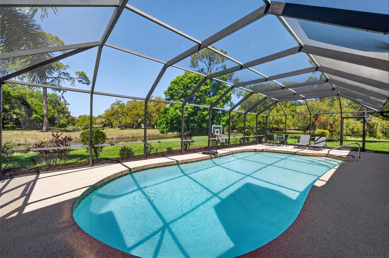 Image 55 of 75 For 4964 Candlebush Circle