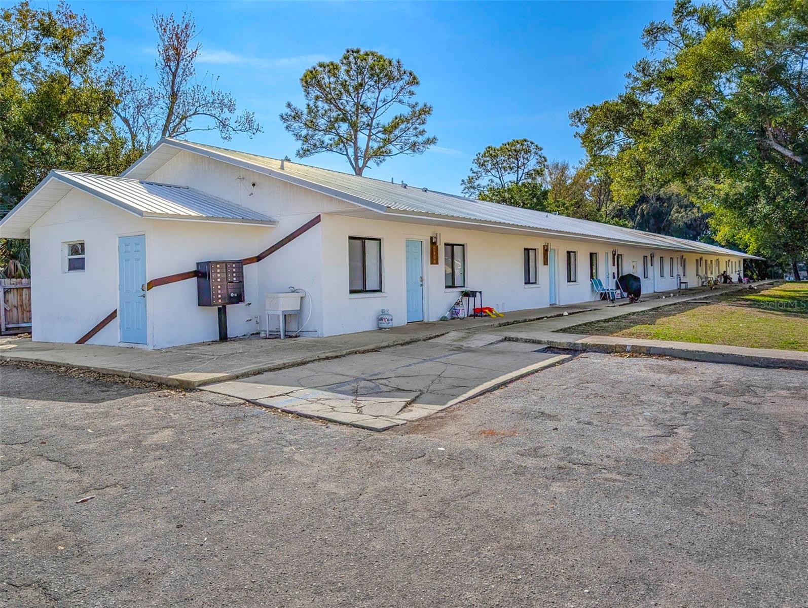 Image 19 of 21 For 2422 11th Street W