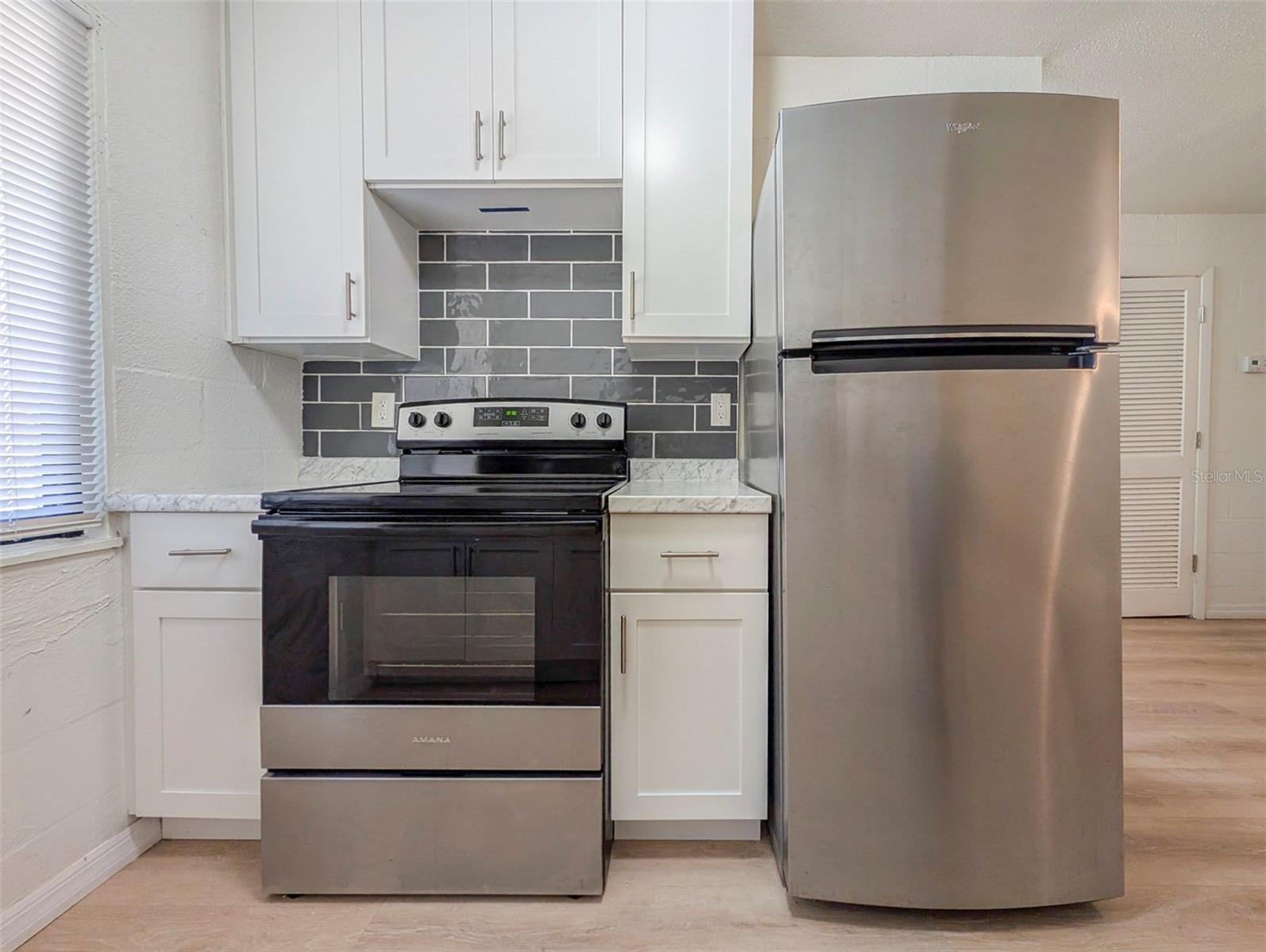 Image 5 of 21 For 2422 11th Street W