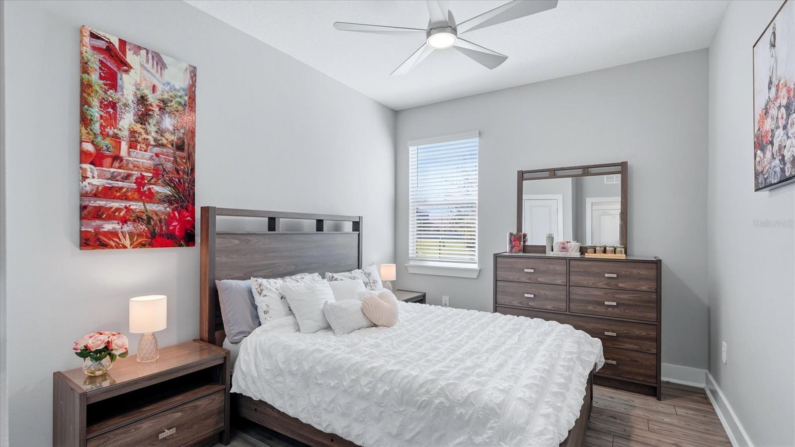 Image 20 of 60 For 2109 Midnight Pearl Drive