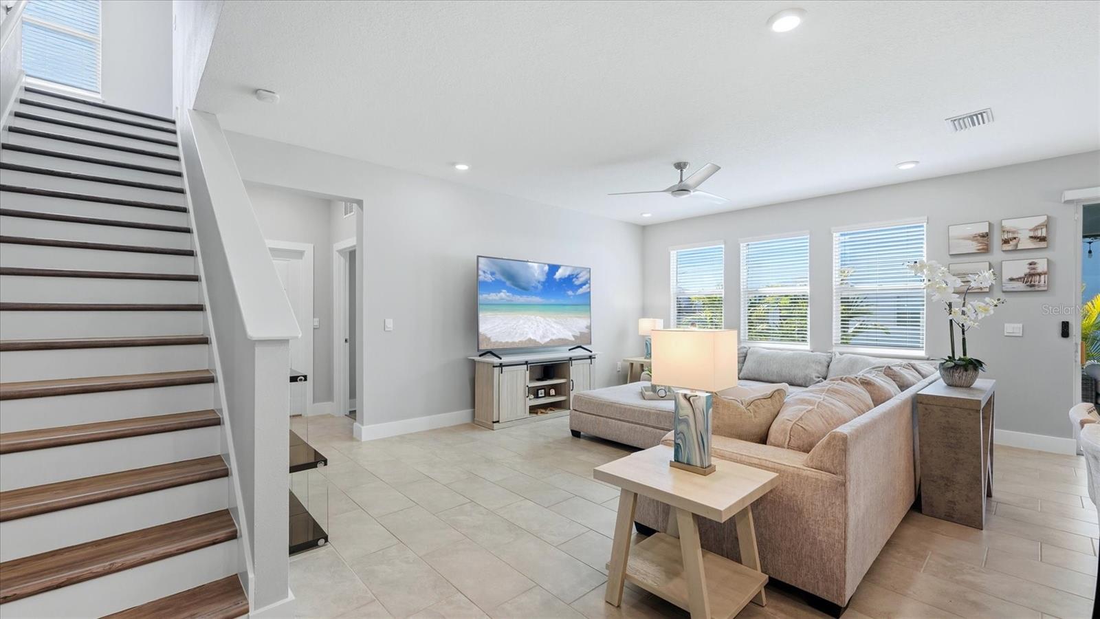 Image 7 of 60 For 2109 Midnight Pearl Drive