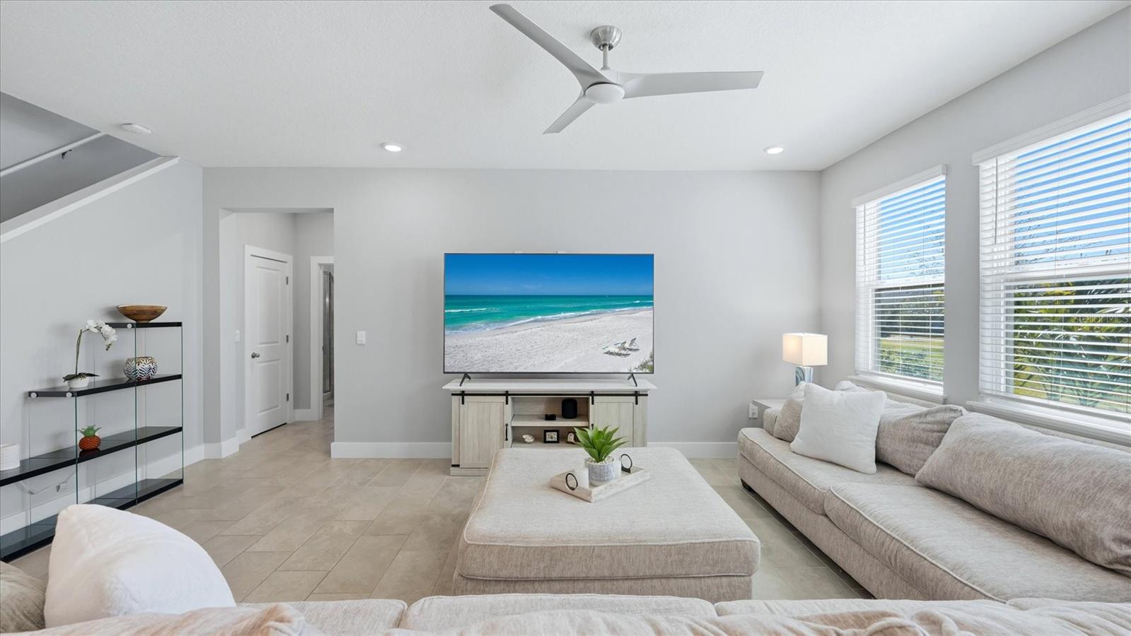 Image 9 of 60 For 2109 Midnight Pearl Drive